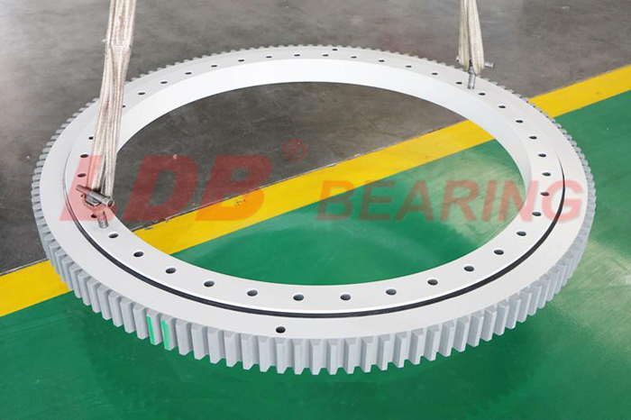 風(fēng)力發(fā)電機(jī)轉(zhuǎn)盤(pán)軸承 風(fēng)力發(fā)電機(jī)轉(zhuǎn)盤(pán)軸承