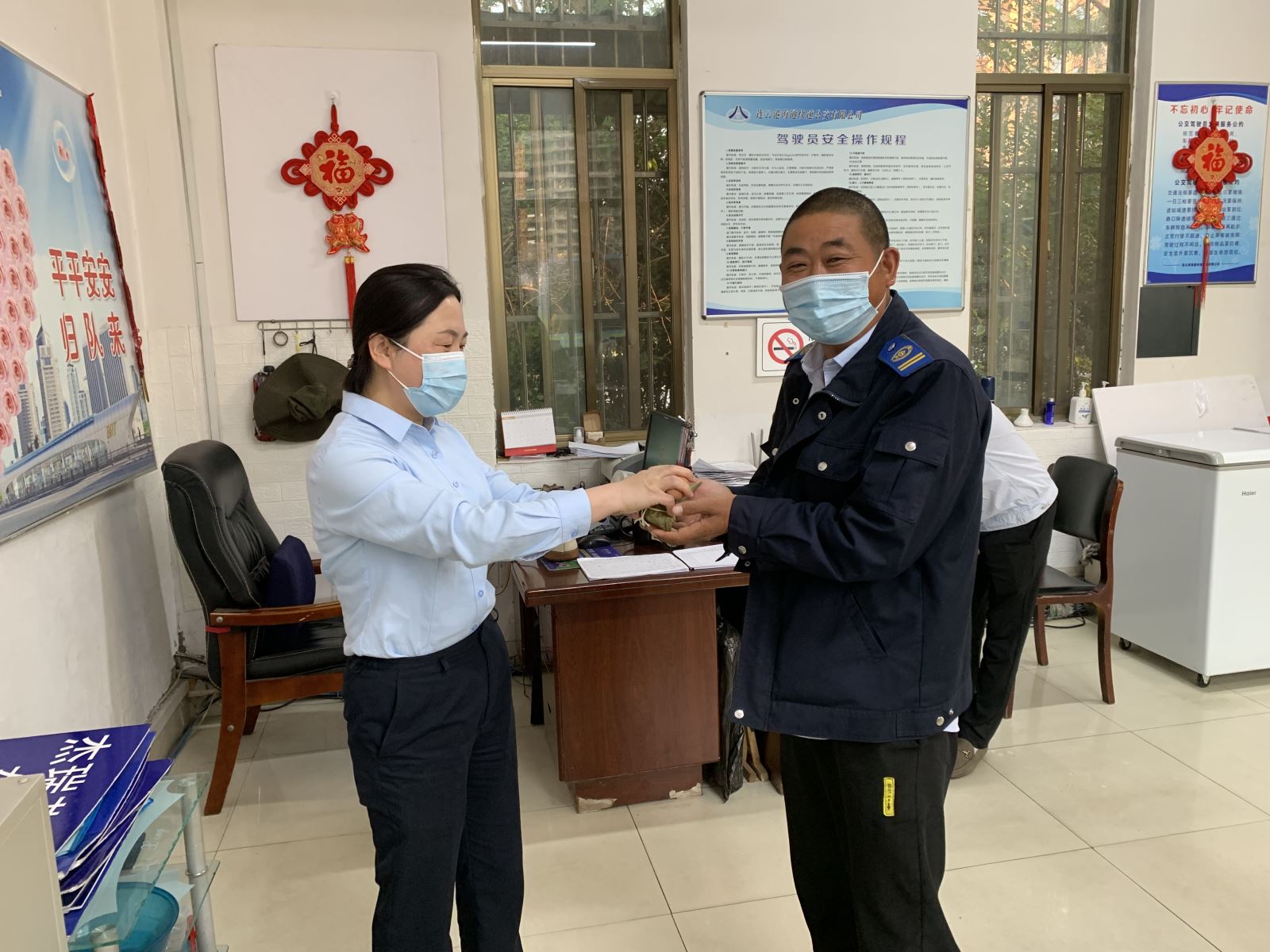 濃情端午送粽子