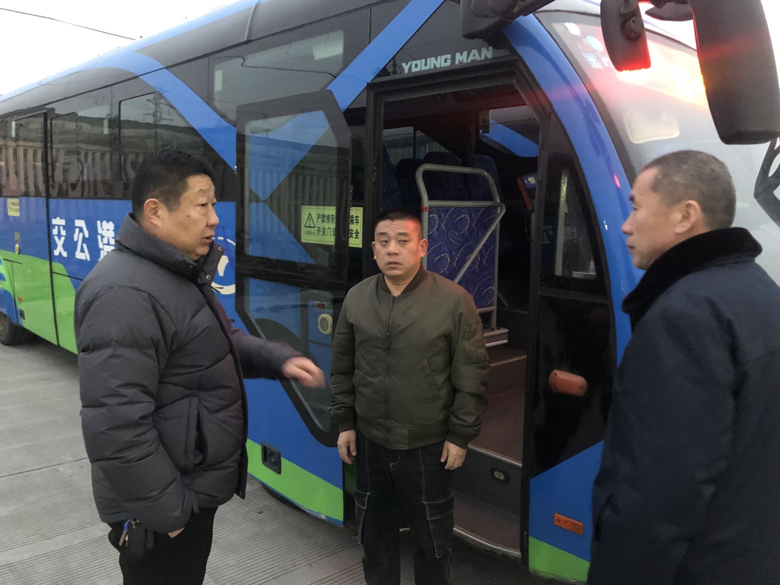 經(jīng)營(yíng)發(fā)展事業(yè)部強(qiáng)化疫情防控及安全管理，為節(jié)后各項(xiàng)工作保駕護(hù)航