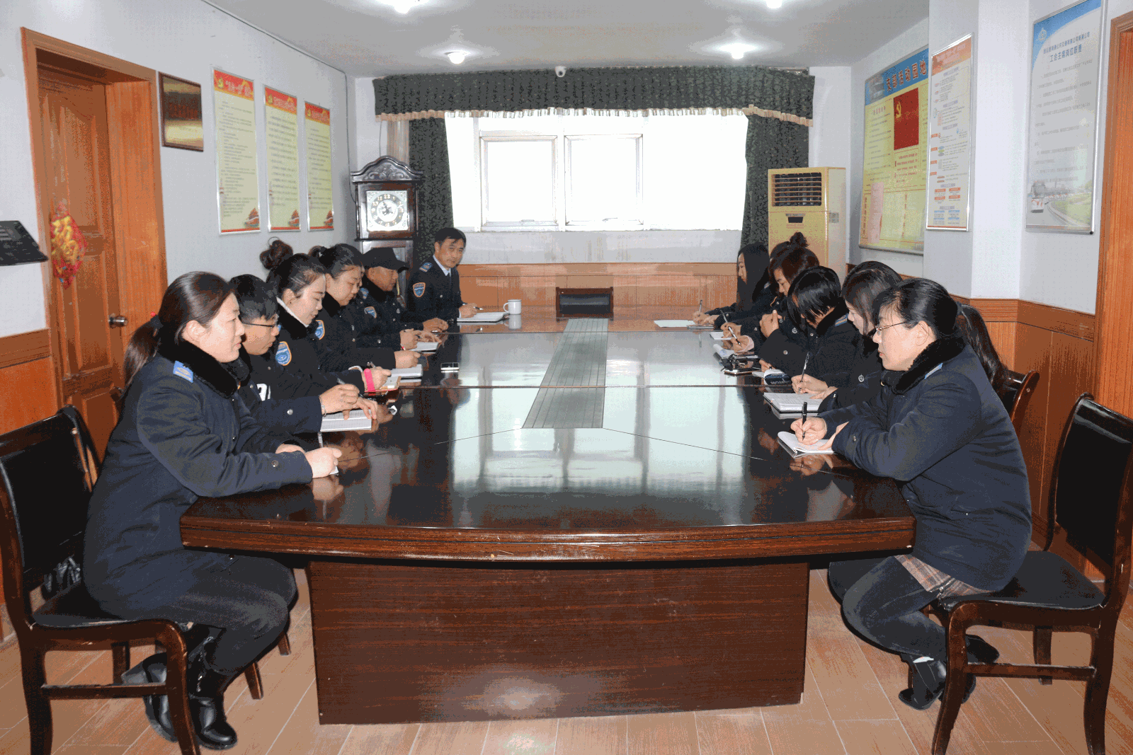 公交集團(tuán)新浦公司信息中心全力做好 2017年收尾工作