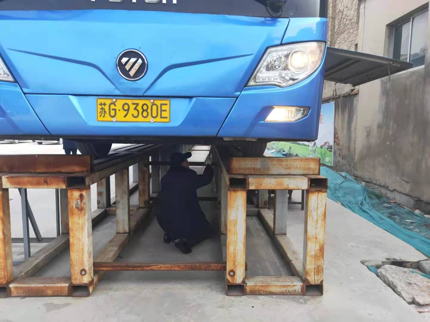 公交集團公交事業(yè)一部開展車輛安全機務大排查