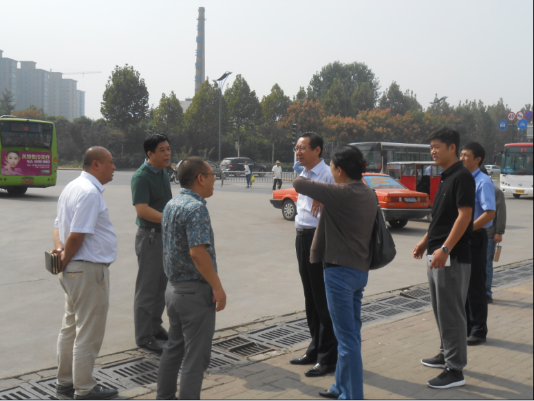 公司領(lǐng)導(dǎo)加強節(jié)日期間安全檢查