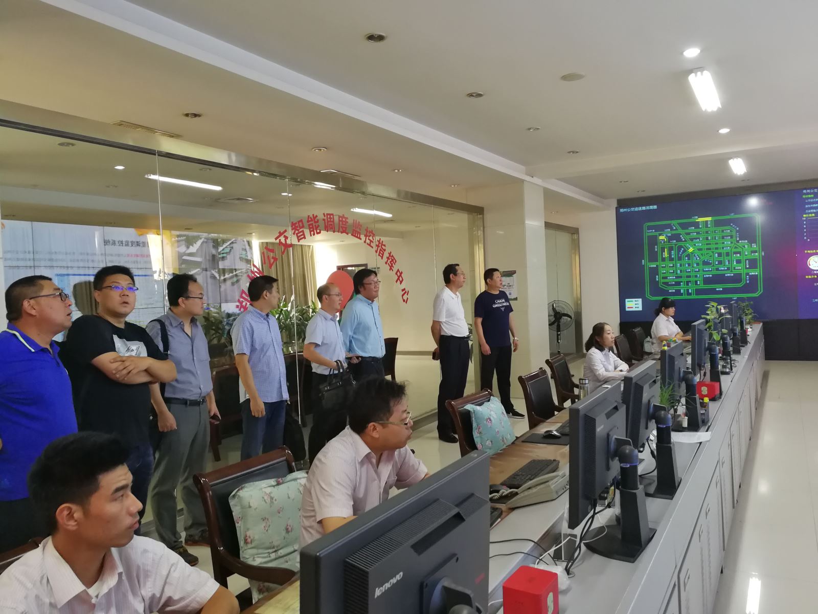 公交集團赴鄭州公交考察學習信息化建設經驗