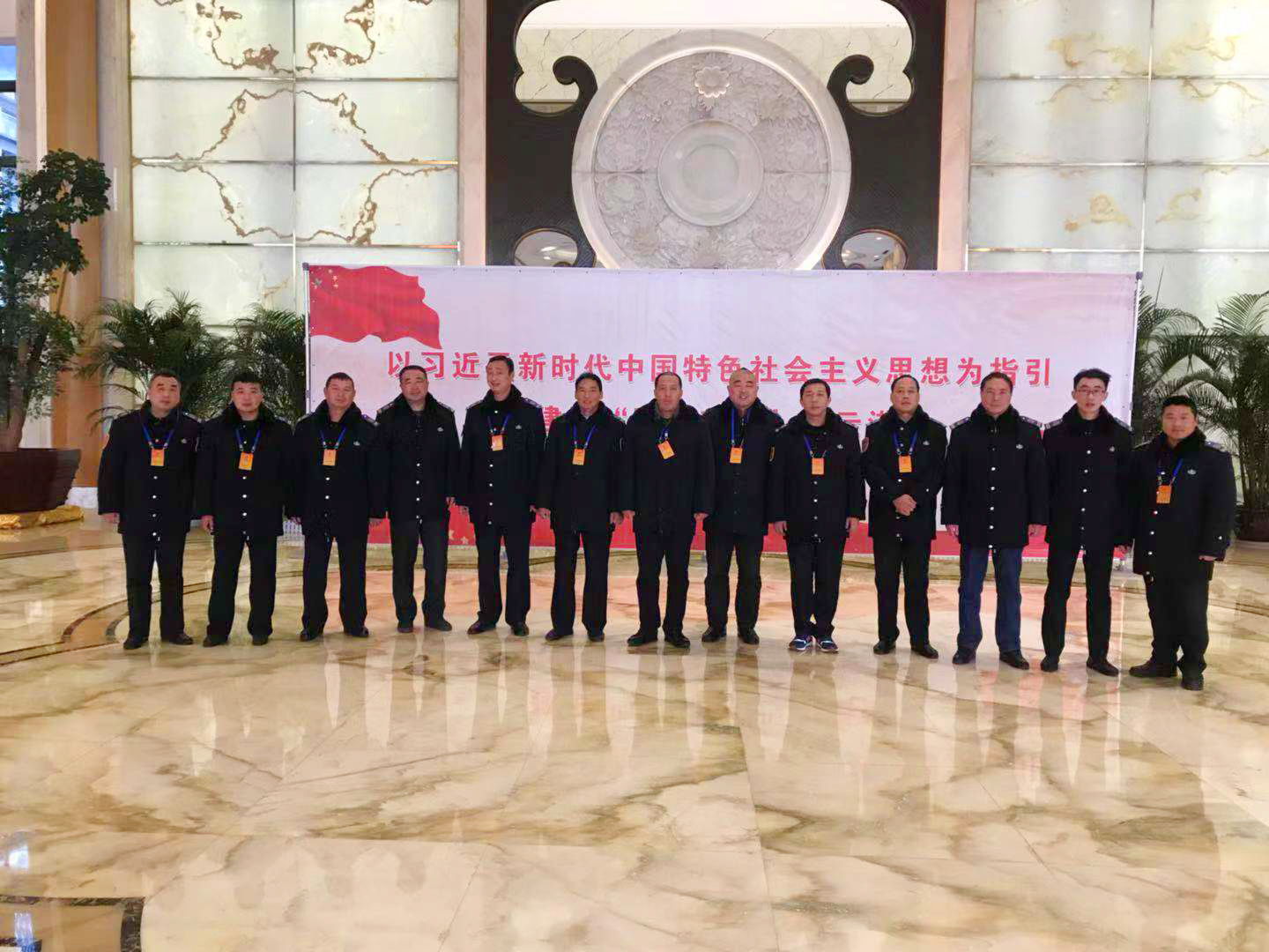 公交集團(tuán)經(jīng)營(yíng)發(fā)展事業(yè)部圓滿完成“兩會(huì)”運(yùn)輸保障工作