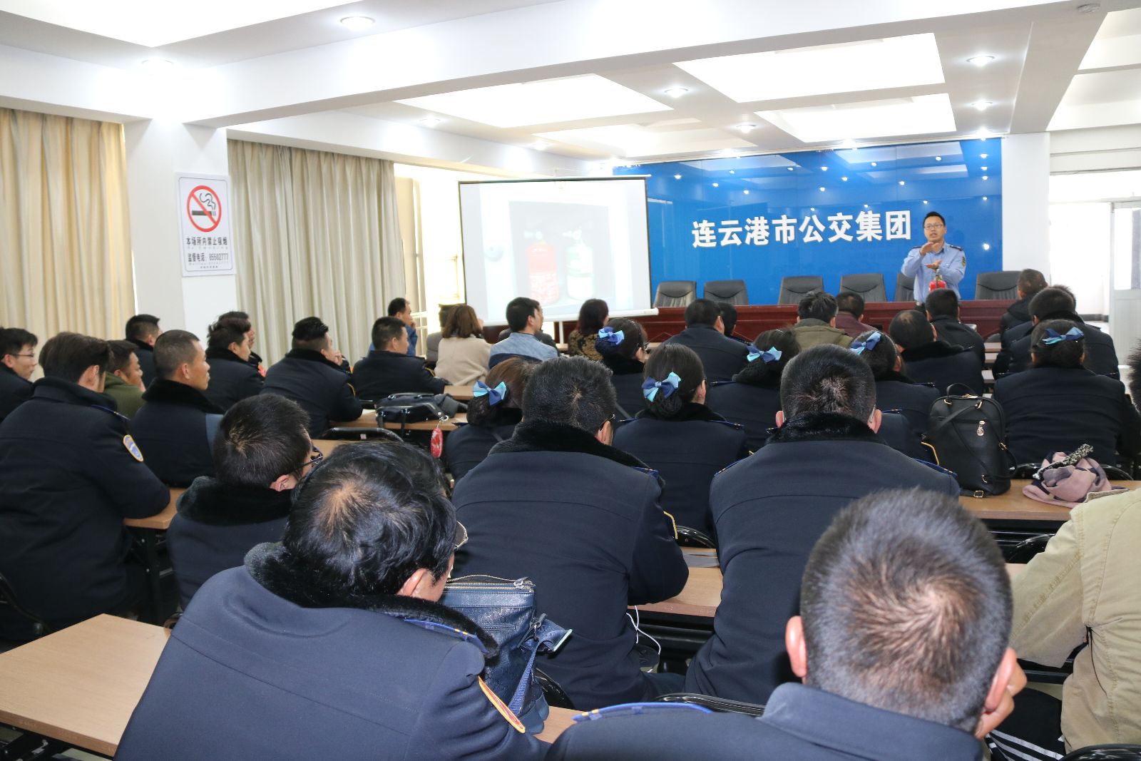 公交集團(tuán)強(qiáng)化一線人員消防安全意識