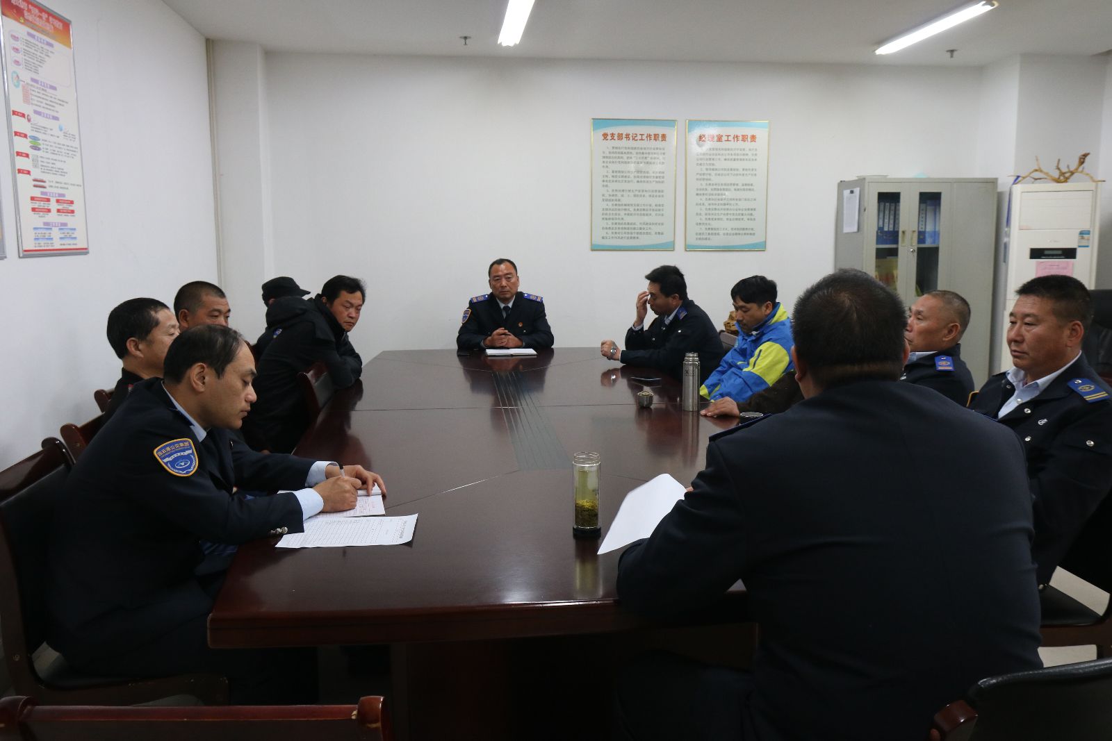 公交海州公司對門衛開展崗位再培訓教育