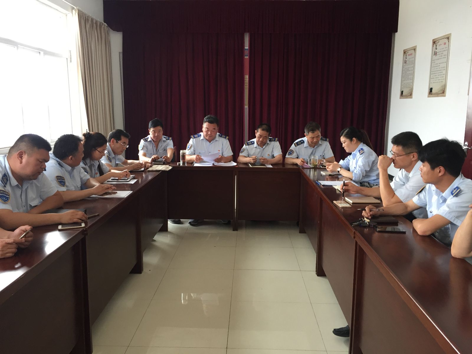 公交集團汽服公司開展“我與企業共成長”討論會議